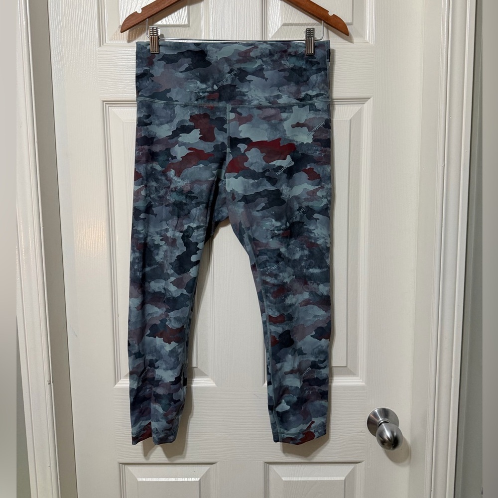 Lululemon athletica wunder train high rise crop size 12 euc